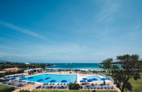 App in residence 50 mt. dal mare,tennis,2 piscine